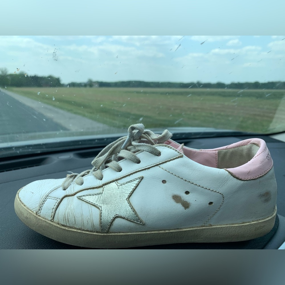 Golden goose size 38/7
